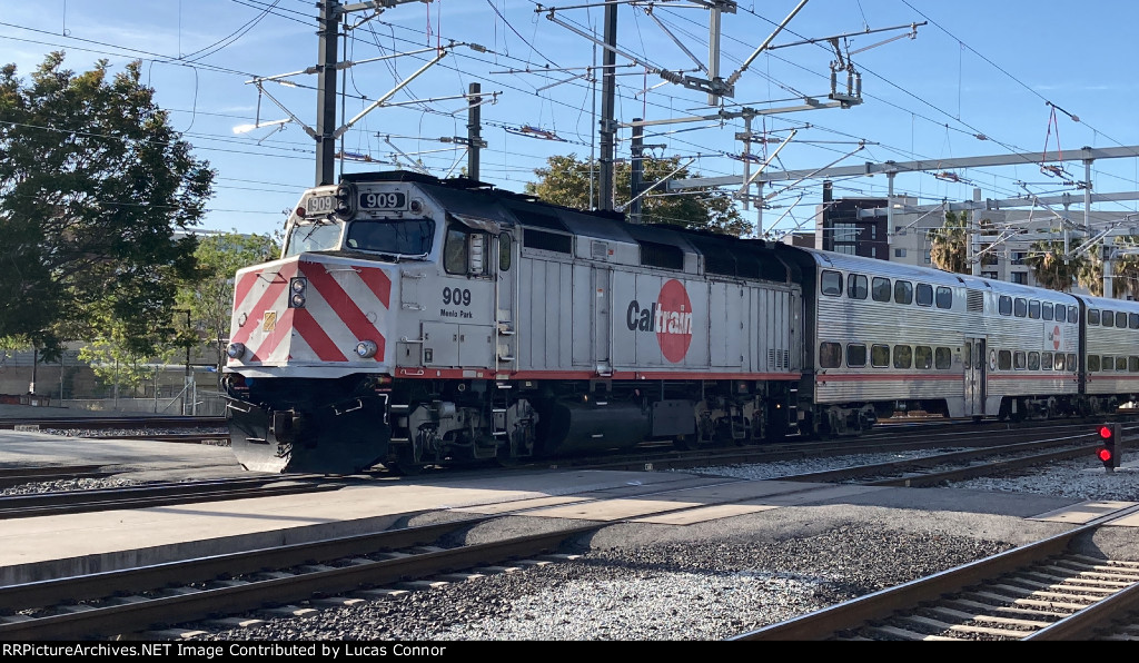 Caltrain #410 Southbound